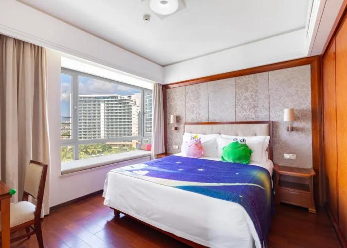 Sanya Seacube Holiday Hotel