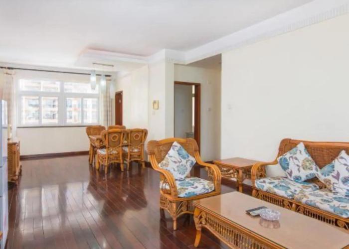 Sanya Hai Hua Apartment