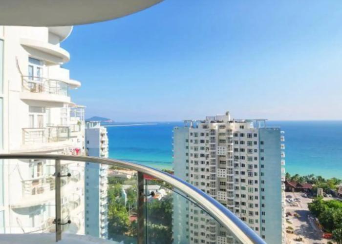 Sanya Hai Hua Apartment
