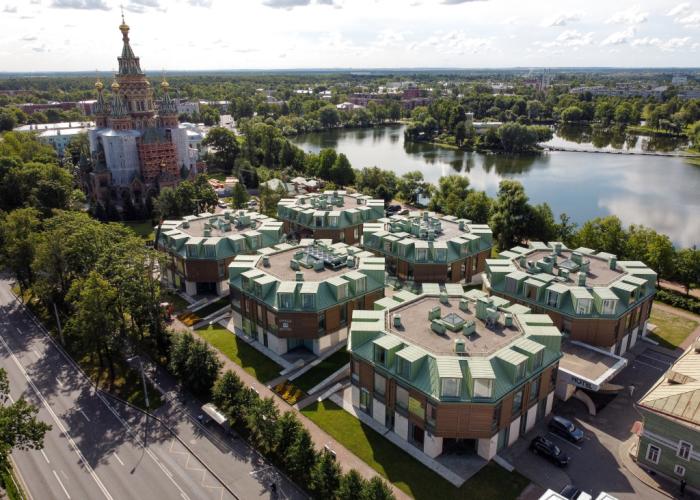 Novyij Petergof Hotel