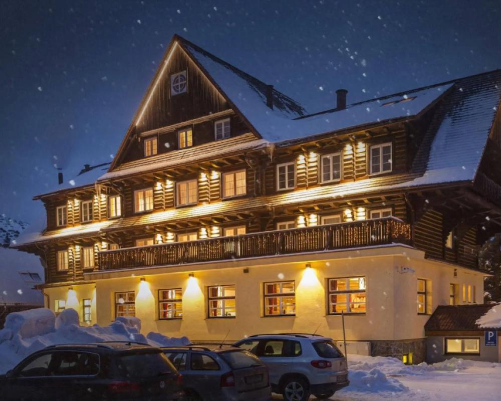 Hotel Mikulášska chata