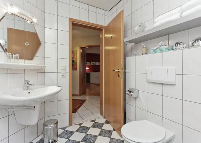 Furnished Apartment in Nieheim Germany near Forest