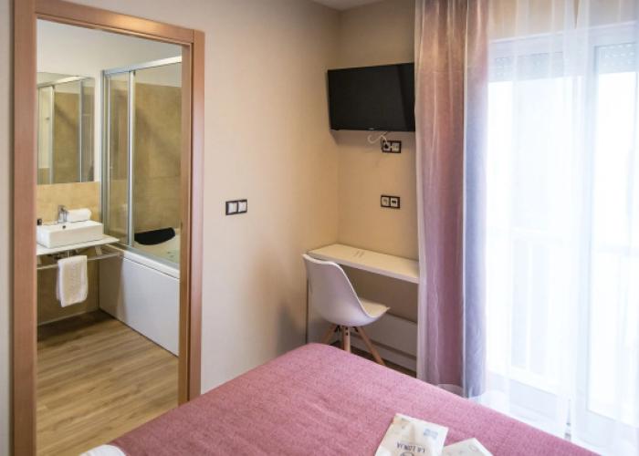 Hostal La Lonja