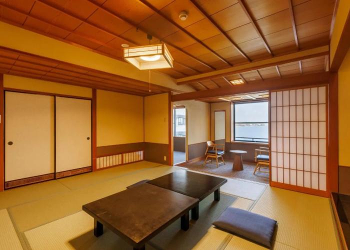 Ooedo Onsen Monogatari Premium Kaga Maruya