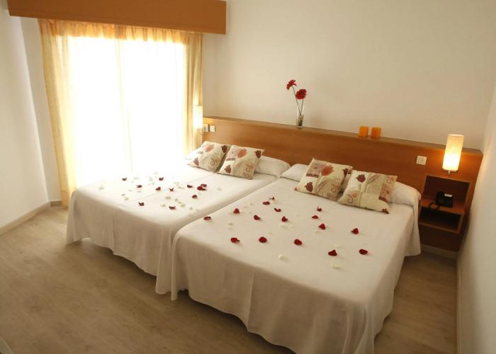 Medsur-Alone Hotel