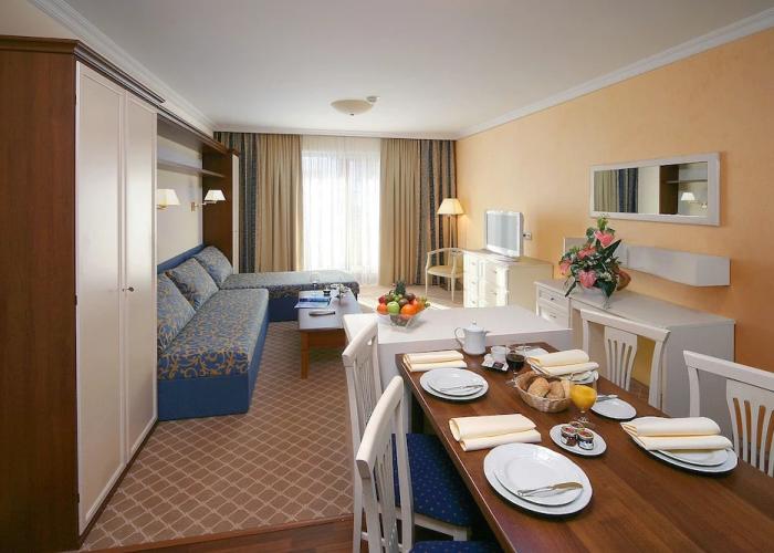 Residence Hotel & Club