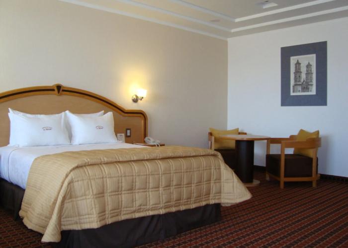 Suites Inn La Muralla Metepec