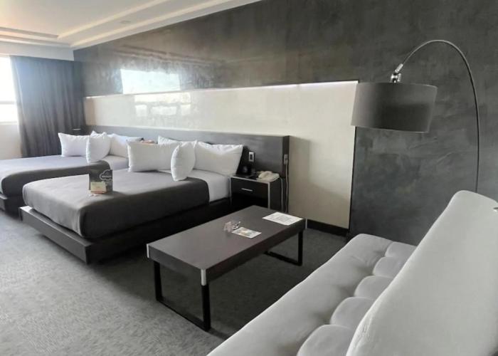 Suites Inn La Muralla Metepec