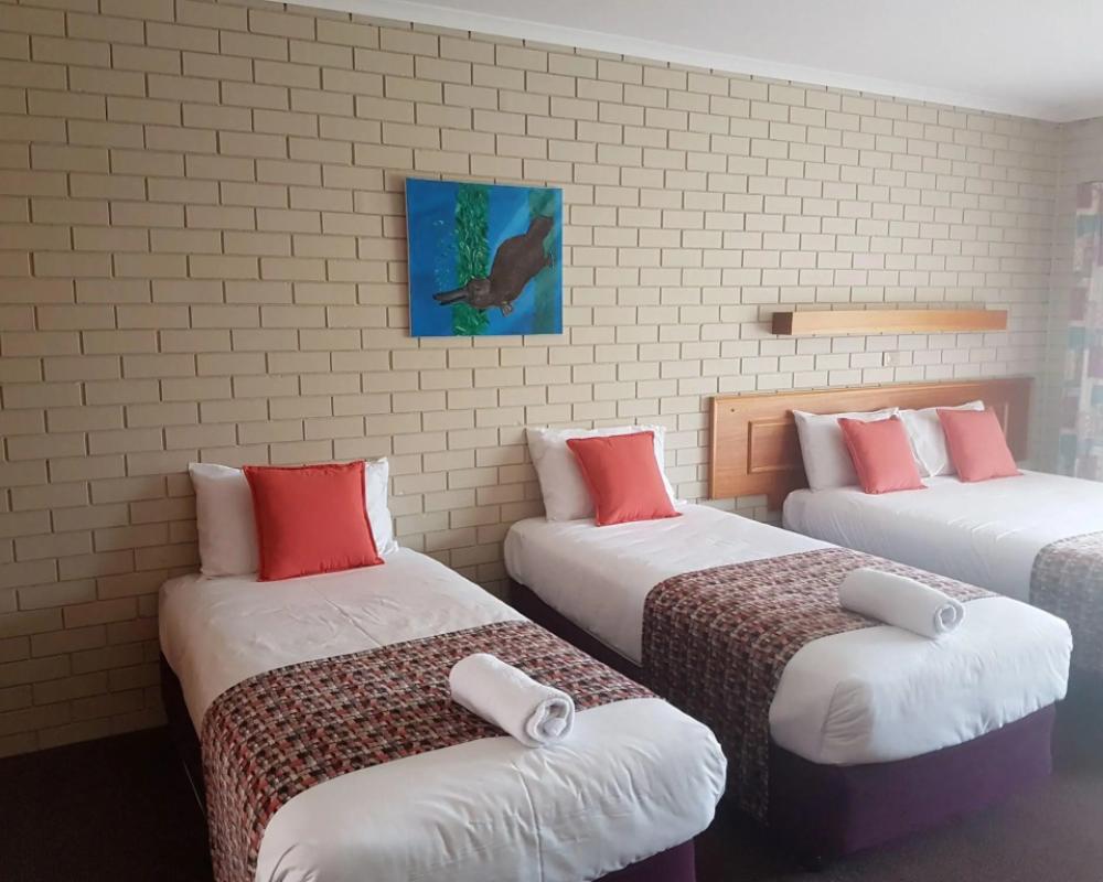 Barooga Country Inn Motel