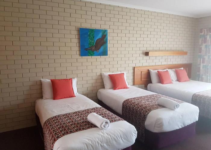 Barooga Country Inn Motel