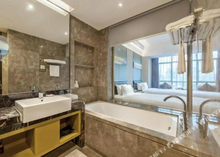 Tianyuan Junlong Hotel