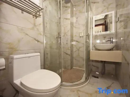 Wuyishan Hetai Express Hotel