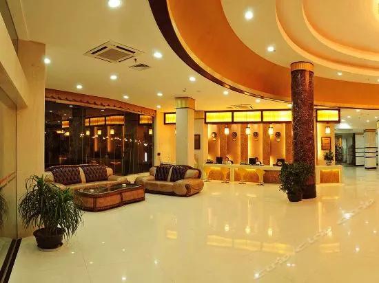 Holiday International Hotel