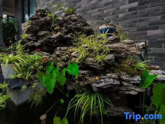 Ru Ji Ge Villa Hotel