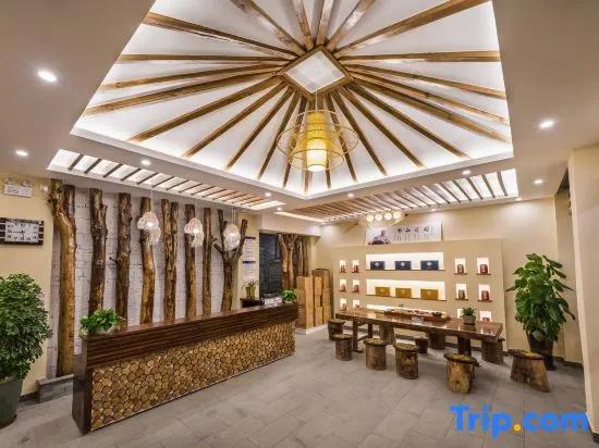 Tianranju Hostel