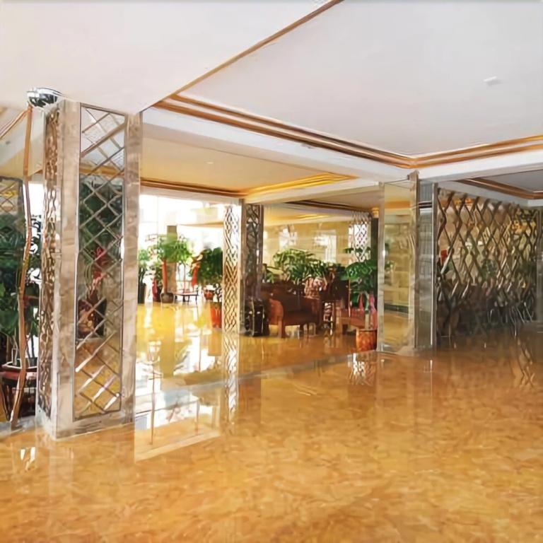 фото Jinyi Hotel
