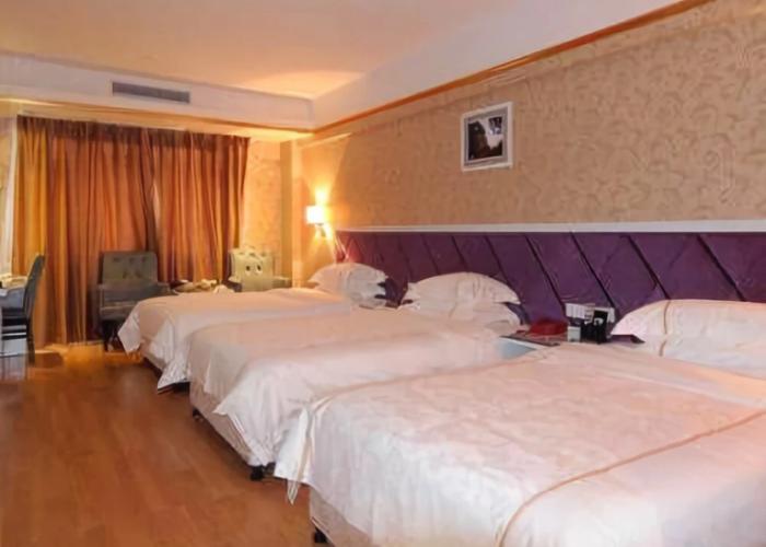 Jinyi Hotel