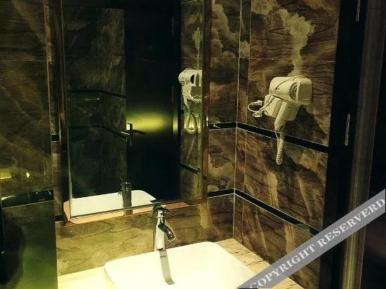 Western Wealth Boutique Hotel