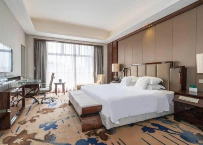 Junhua Hotel