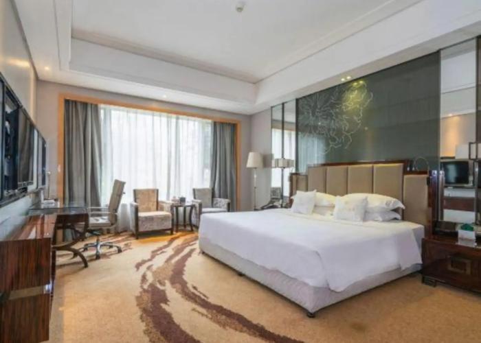Junhua Hotel