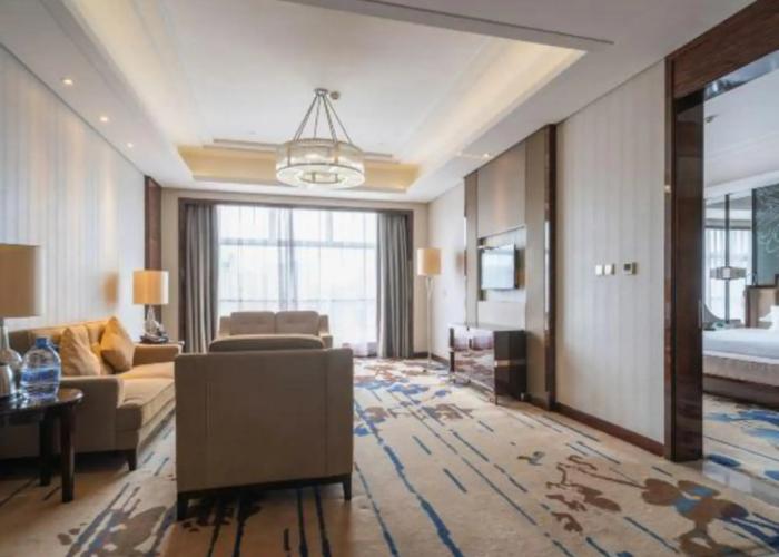 Junhua Hotel