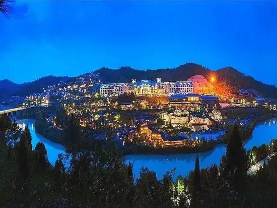 Tianfang Yuetan Hot Spring Resort