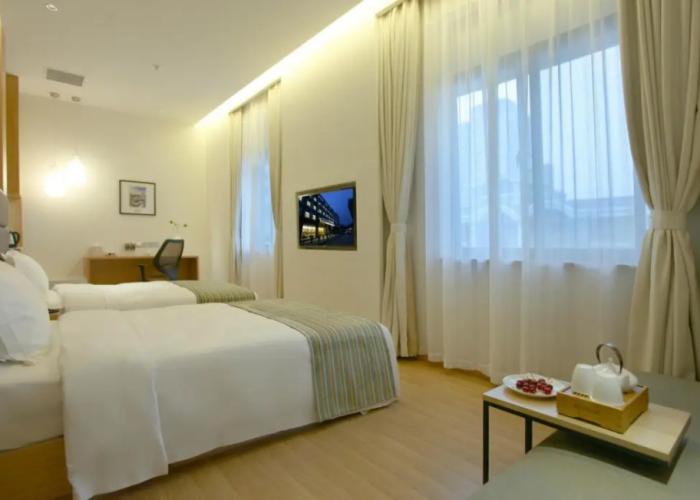 Atour Hotel (Nanjing Xuanwumen)