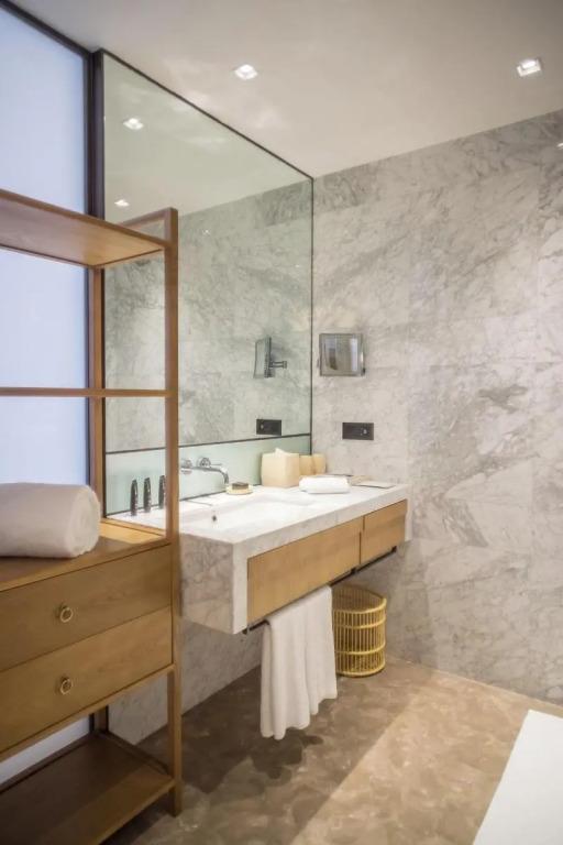 The Sifang Hotel Nanjing Autograph Collection