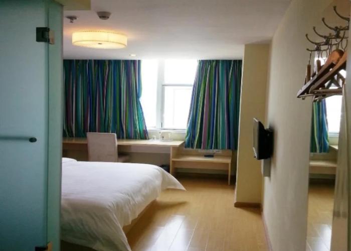 7 Days Inn Suqian Qian Niao Yuan Square Branch