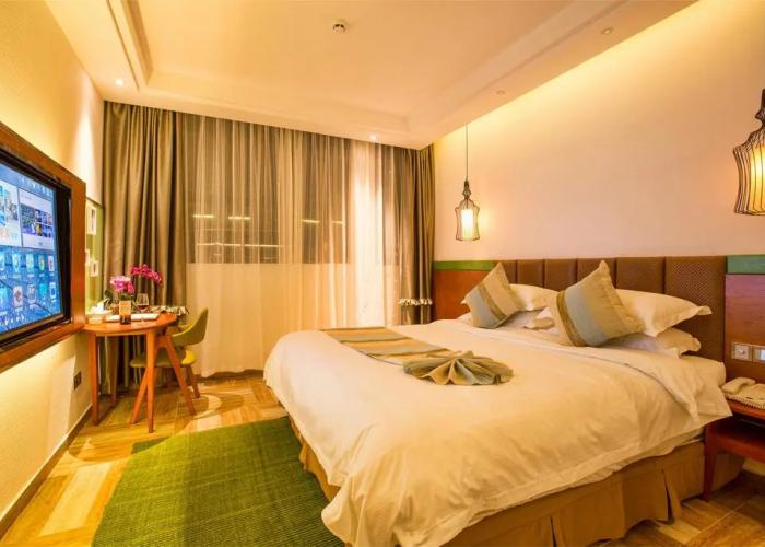 Yurong West Lake Cottage Resort Hotel