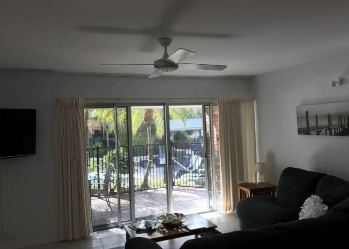 Glen Eden Beach Resort