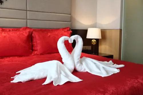 Ningbo East Harbour Hotel