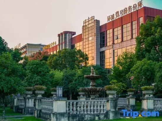 Luotuo Forever Peace Hotel