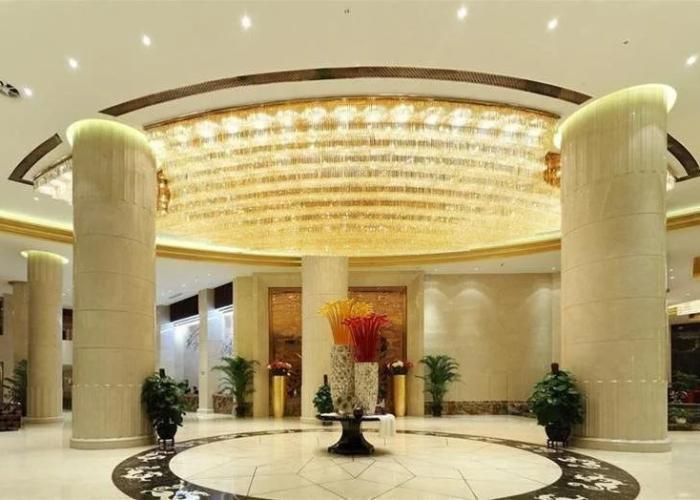Luotuo Forever Peace Hotel