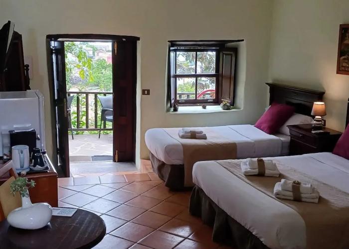 Hotel Rural La Raya 1866