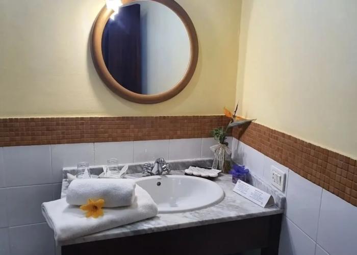 Hotel Rural La Raya 1866