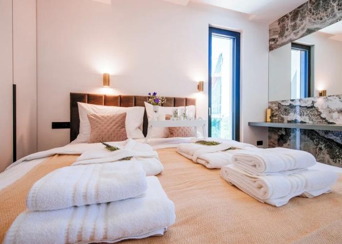 Crystal Holiday Residence II
