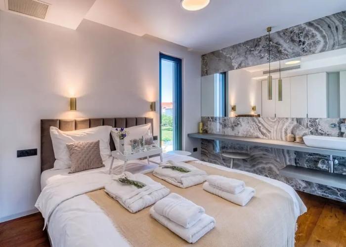 Crystal Holiday Residence II