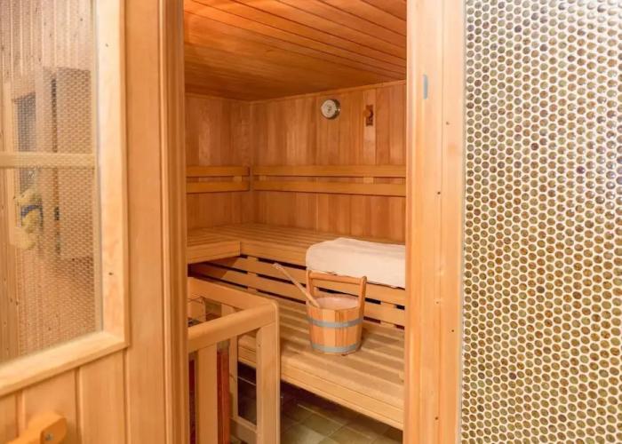 Compact Apartment in Radstadt With Balcony