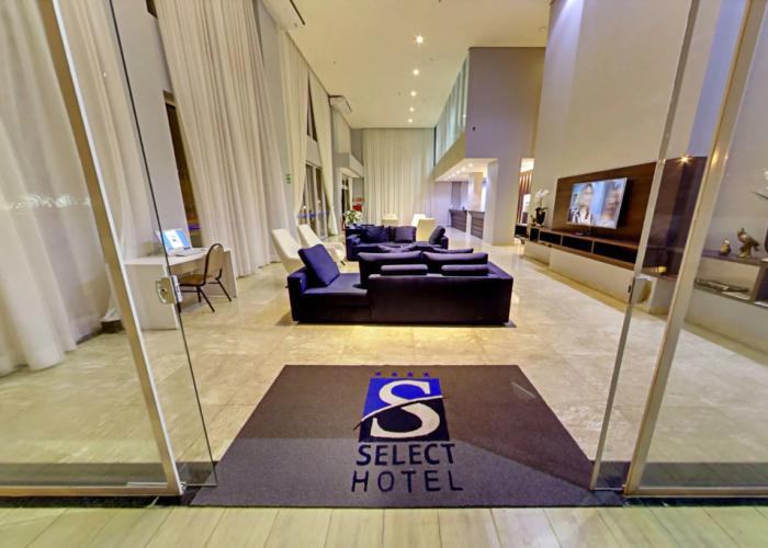 Select Hotel