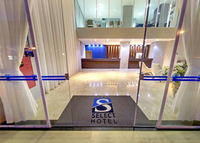 Select Hotel