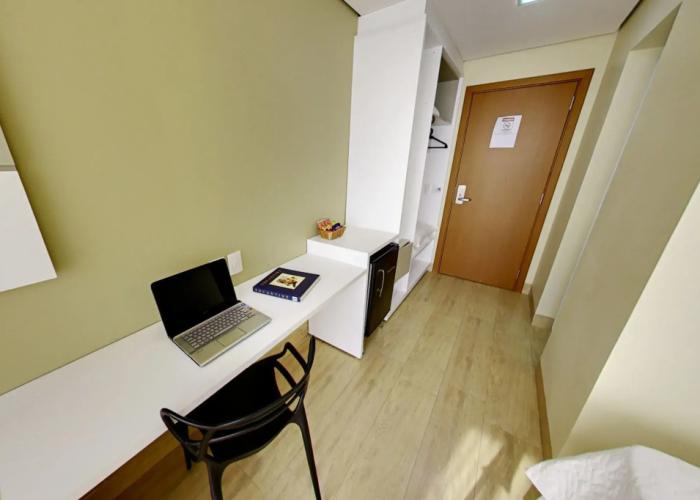 Select Hotel