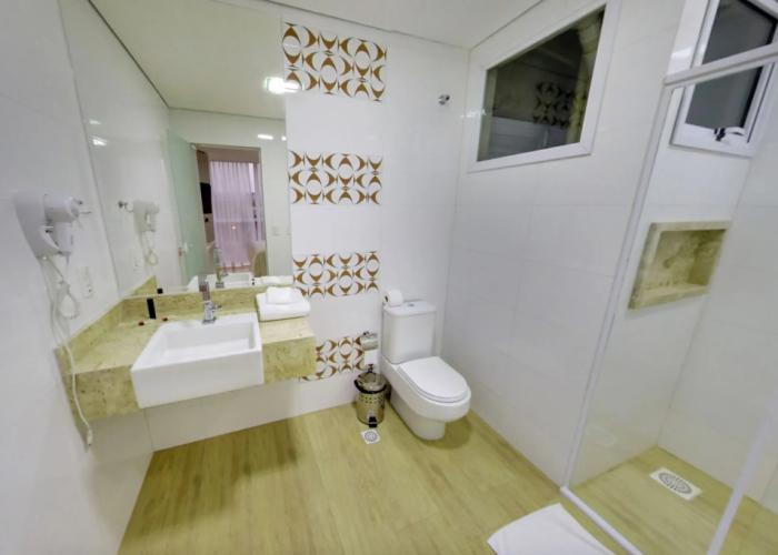 Select Hotel