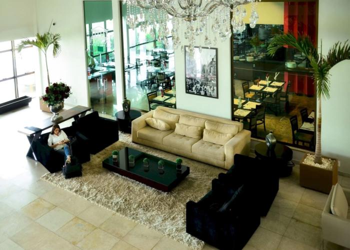 Hotel Girassol Plaza