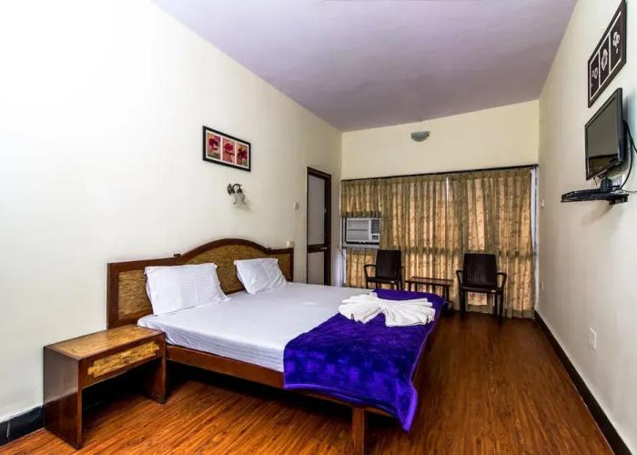 Hotel Mira