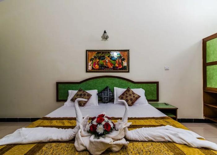 Hotel Mira