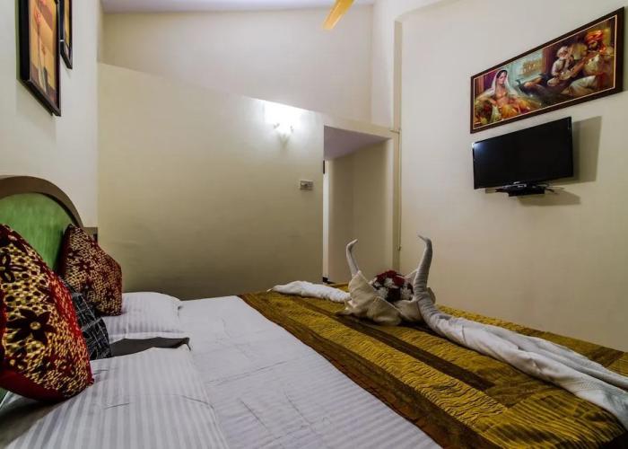 Hotel Mira