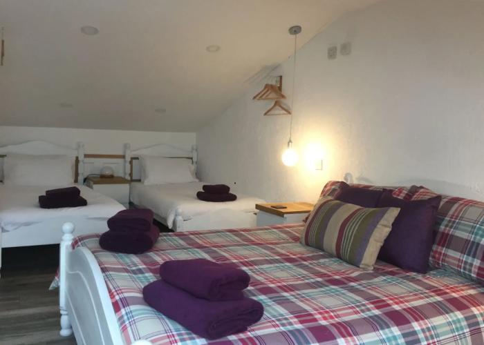 Barton Gate Farm Guesthouse