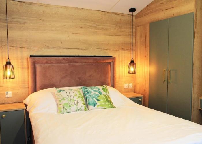 Luxury 2-bed Holiday Lodge Near Bude & Widemouth