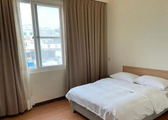 Old Harbour Hostel